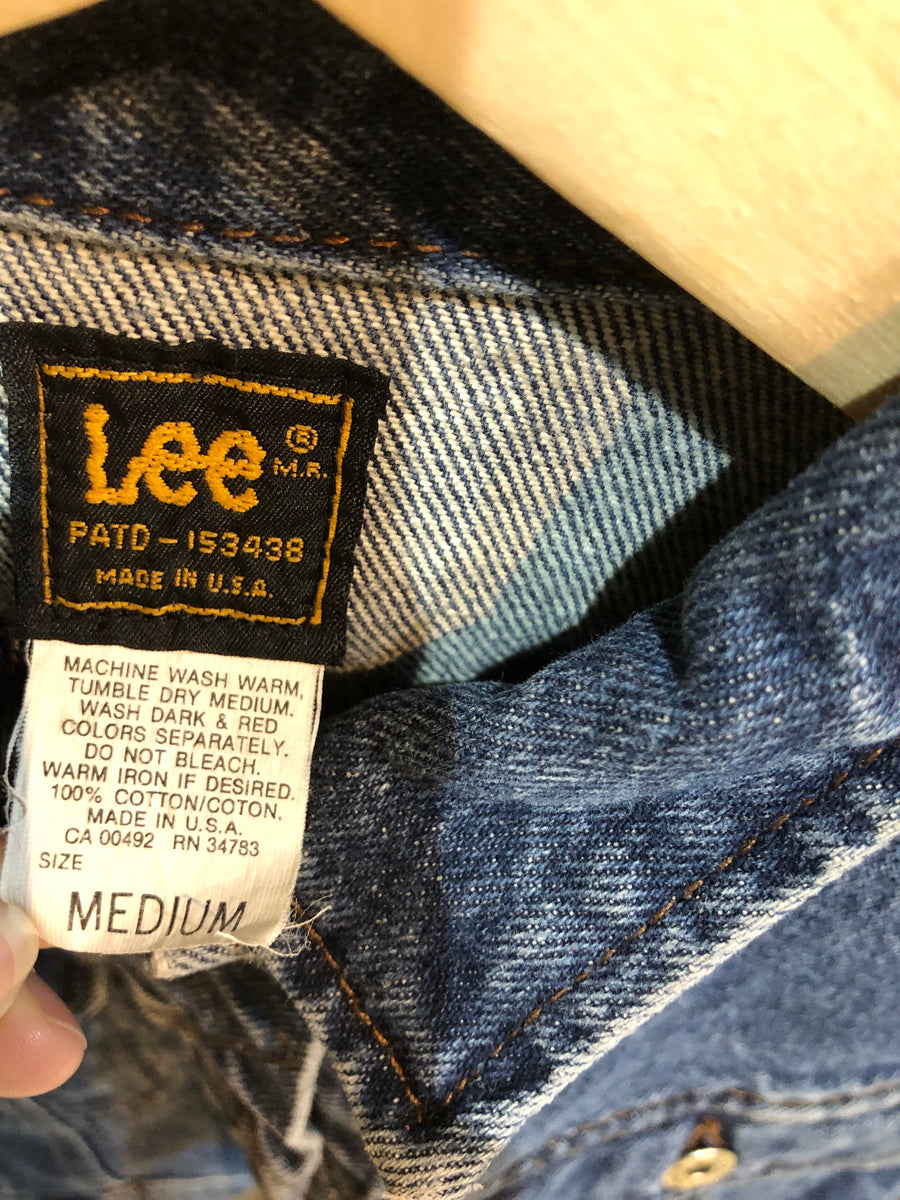 Vintage: Women's Lee Blue Move Cropped Denim Jean Jacket Blue/Sz: M –  Slim Pickins Outfitters