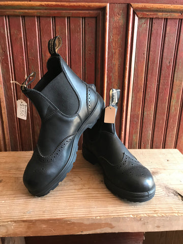 Blundstone #2443 Brogued Black Boots